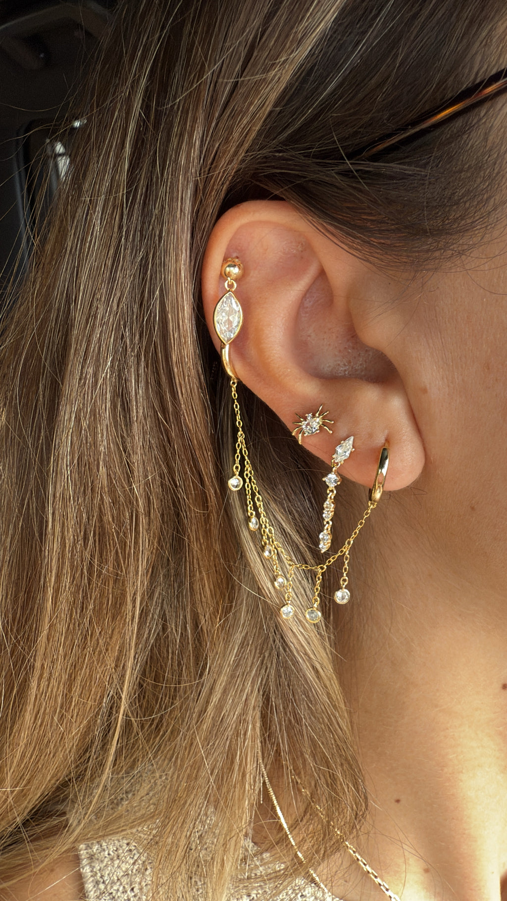 Ara Zincirli Shakira Halka Küpe