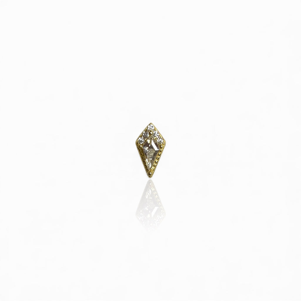 Merry Karo Piercing 3