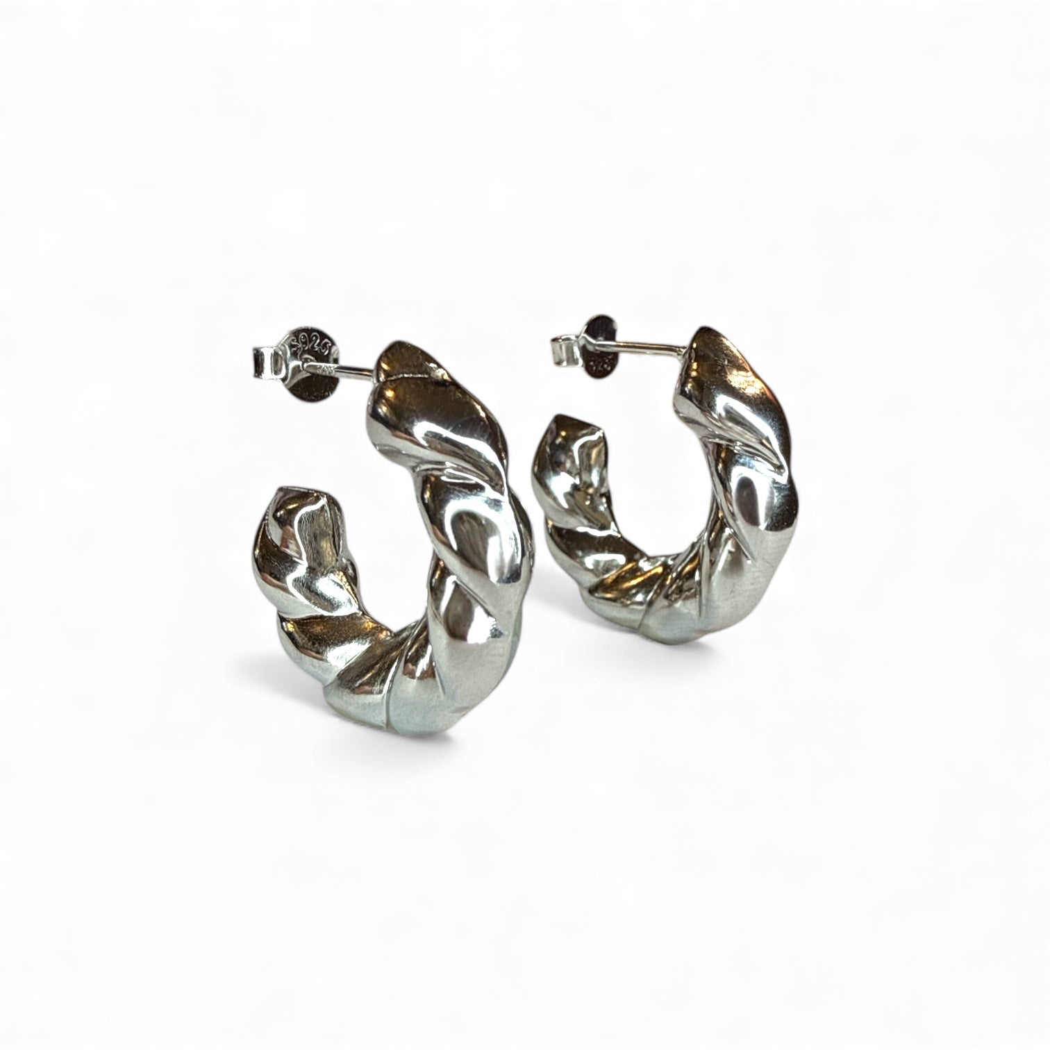 Merry Burgu Halka Küpe