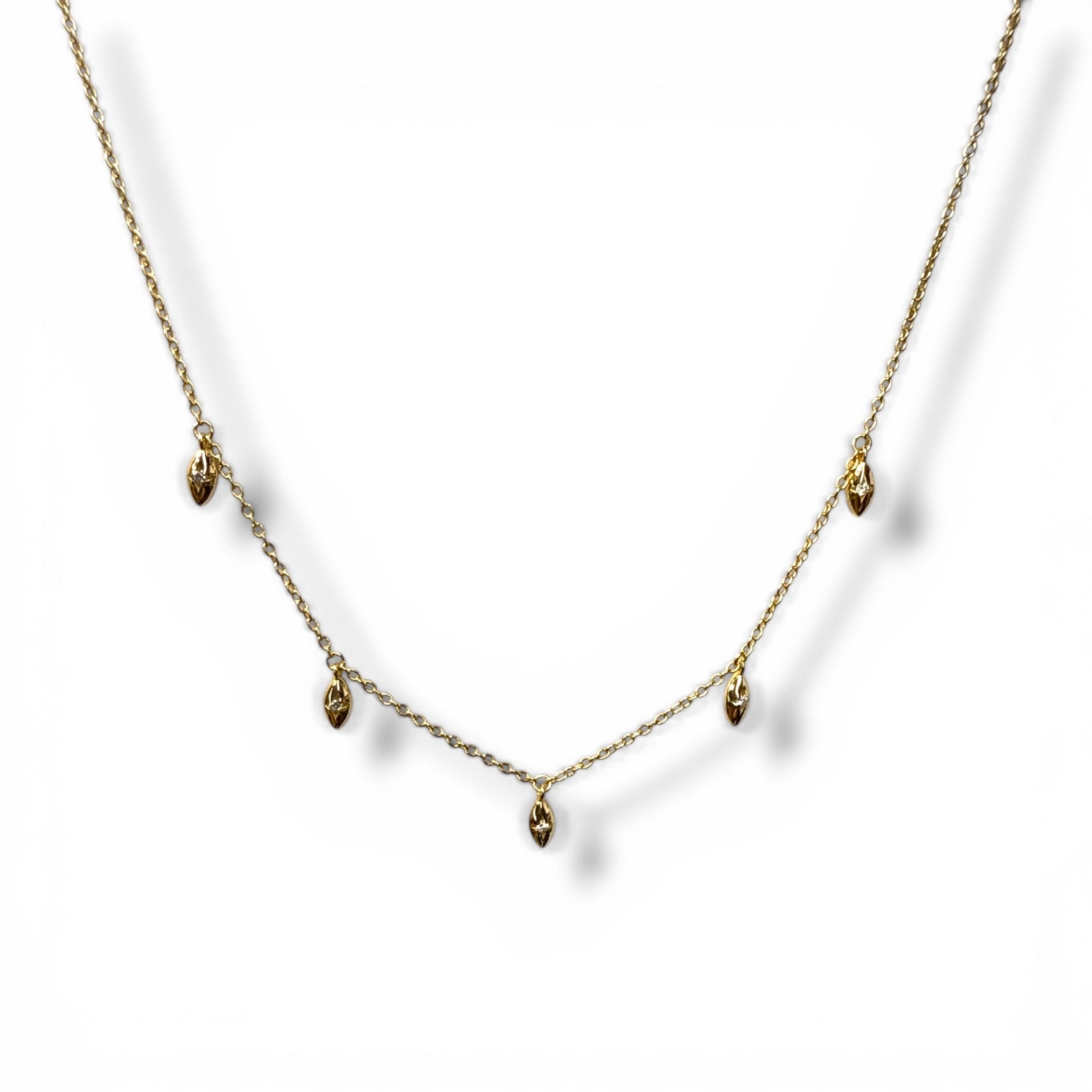 Leris Saçaklı Kolye