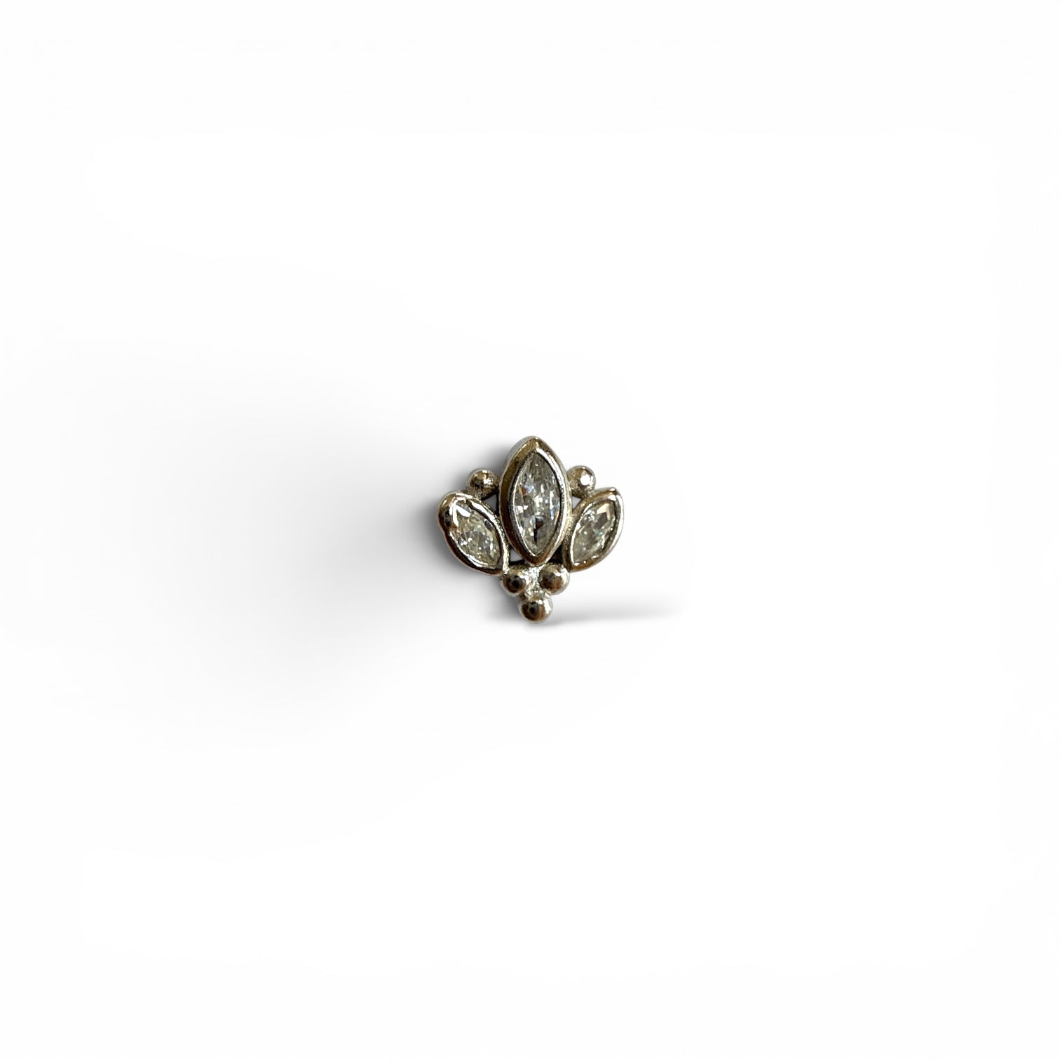 Sole Lotus Piercing 3