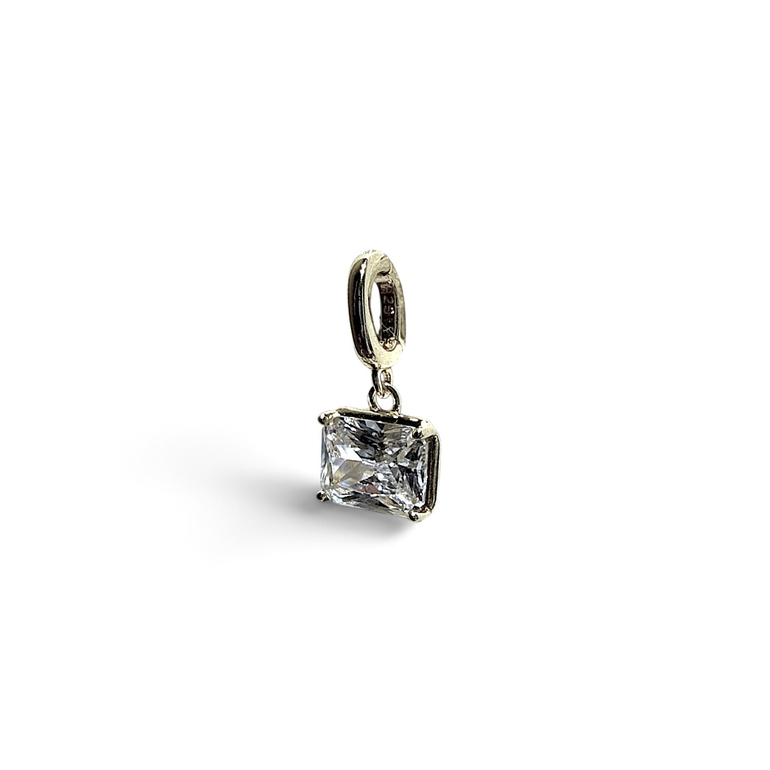 Aura Baget Charm