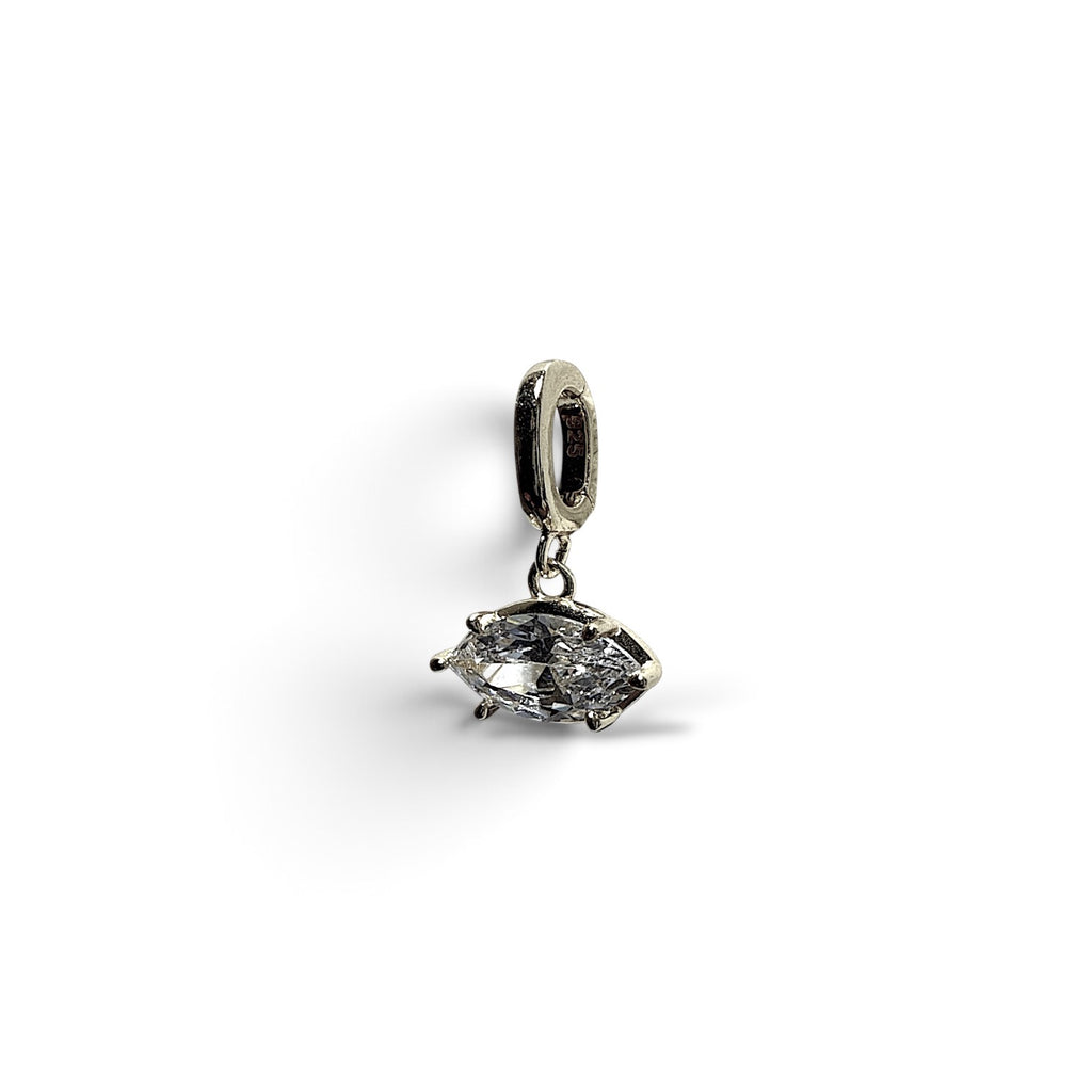 Aura Markiz Charm