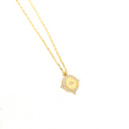 Kadın Gümüş Göz Figürlü Minimal Plaka Kolye Madalyon 925 ayar Altın Görünümlü