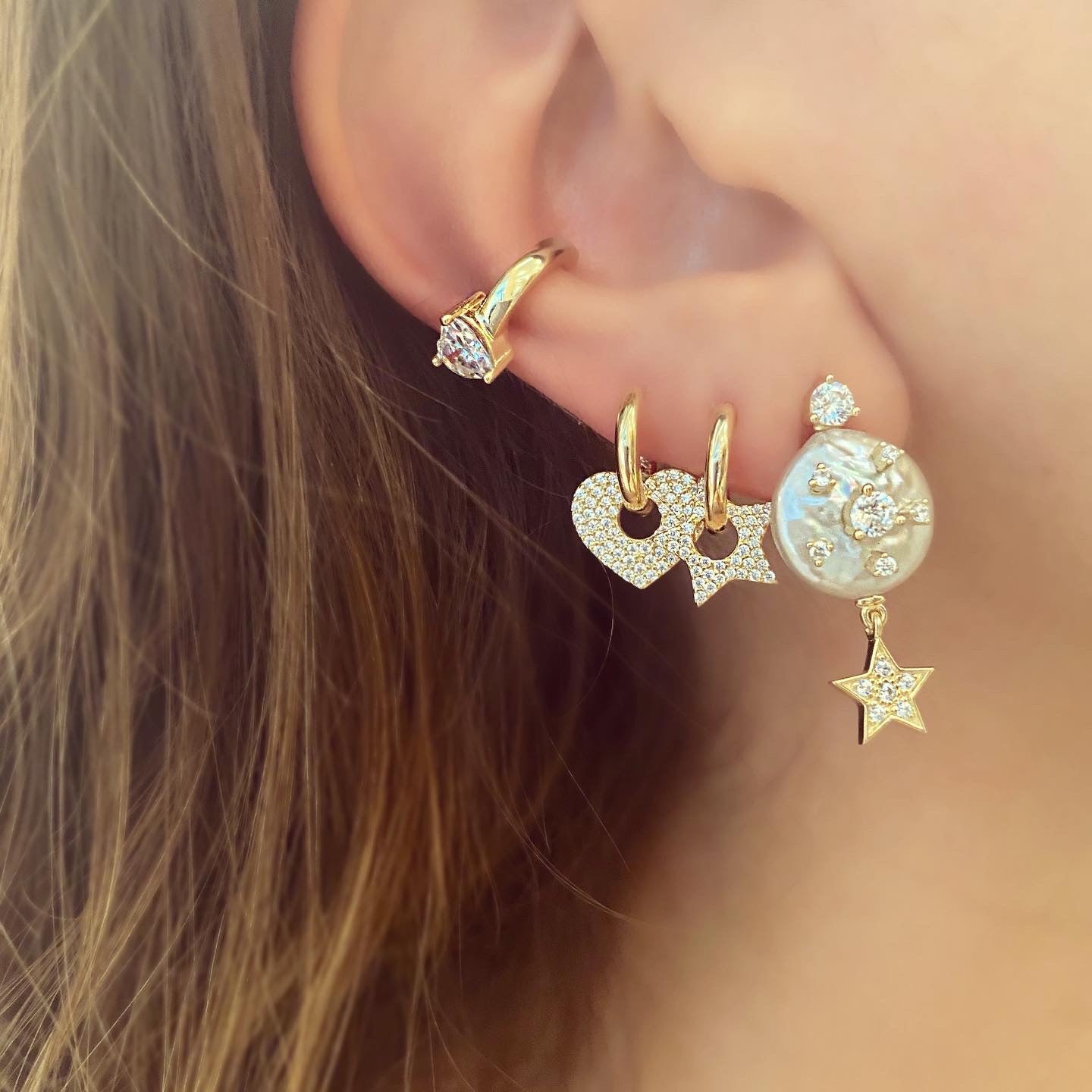 Kadın Gümüş Kalpli Cuff Kıkırdak Küpesi sıkıştırmalı 925 ayar renkli kulakta duruşu kombin