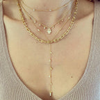 Kadın Gümüş Derin Y Kolye imitasyon Pırlanta Görünümlü 925 ayar Altın Rengi Gold renk Boyunda Duruşu kombin